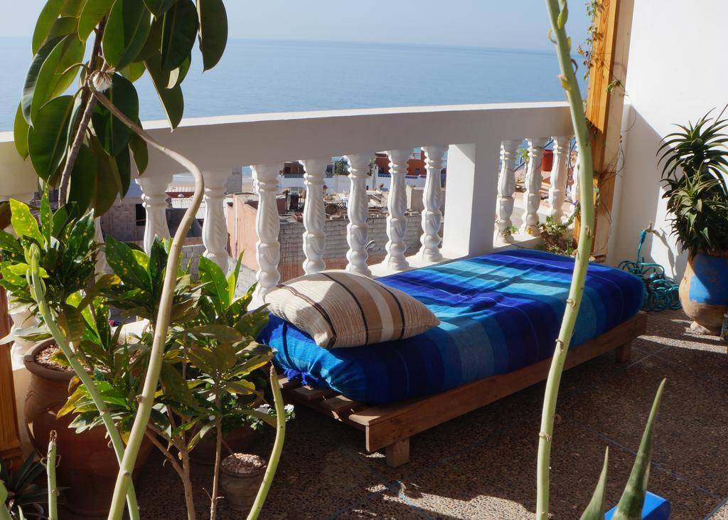 Sundesk Coworking And B&B Taghazout Exterior foto